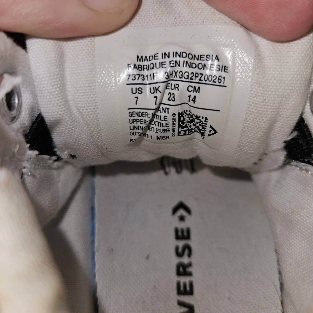 Converse high top